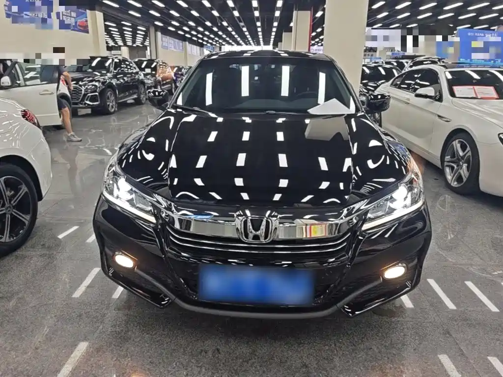 Honda Accord 2017 — фото 3