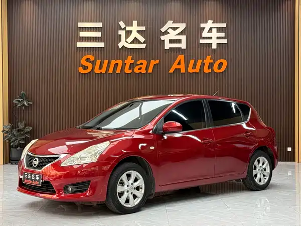 Nissan Tiida 2013