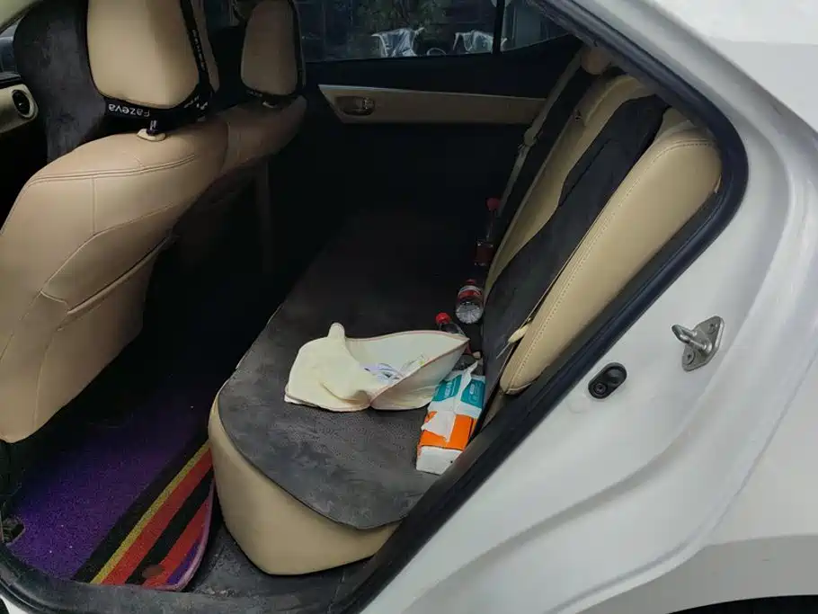 Toyota Corolla 2018 — фото 11