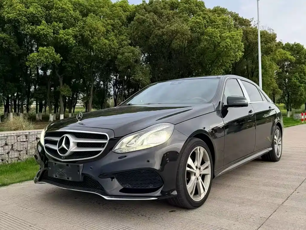 Mercedes-Benz E-Class 2016 — фото 1
