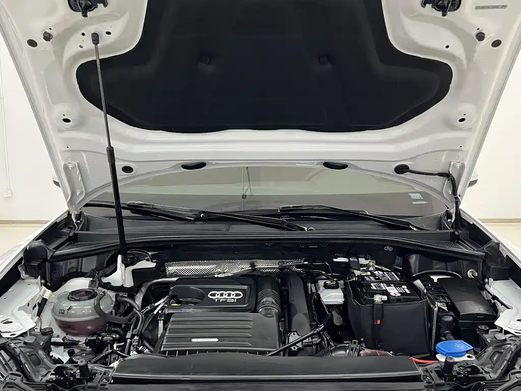 Audi Q3 2020 — фото 16