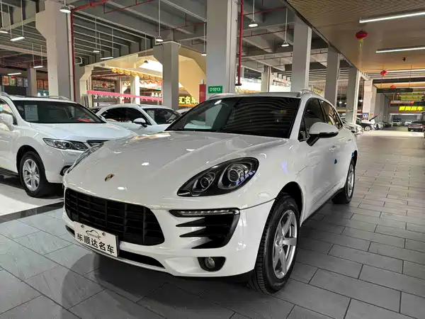 Porsche Macan 2014