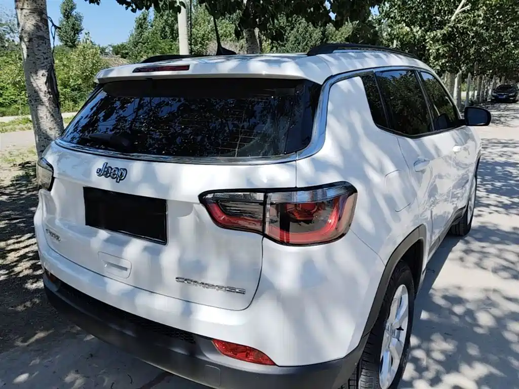 Jeep Compass 2020 — фото 7