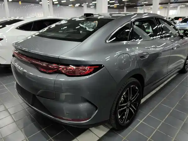 BYD Qin L 2025