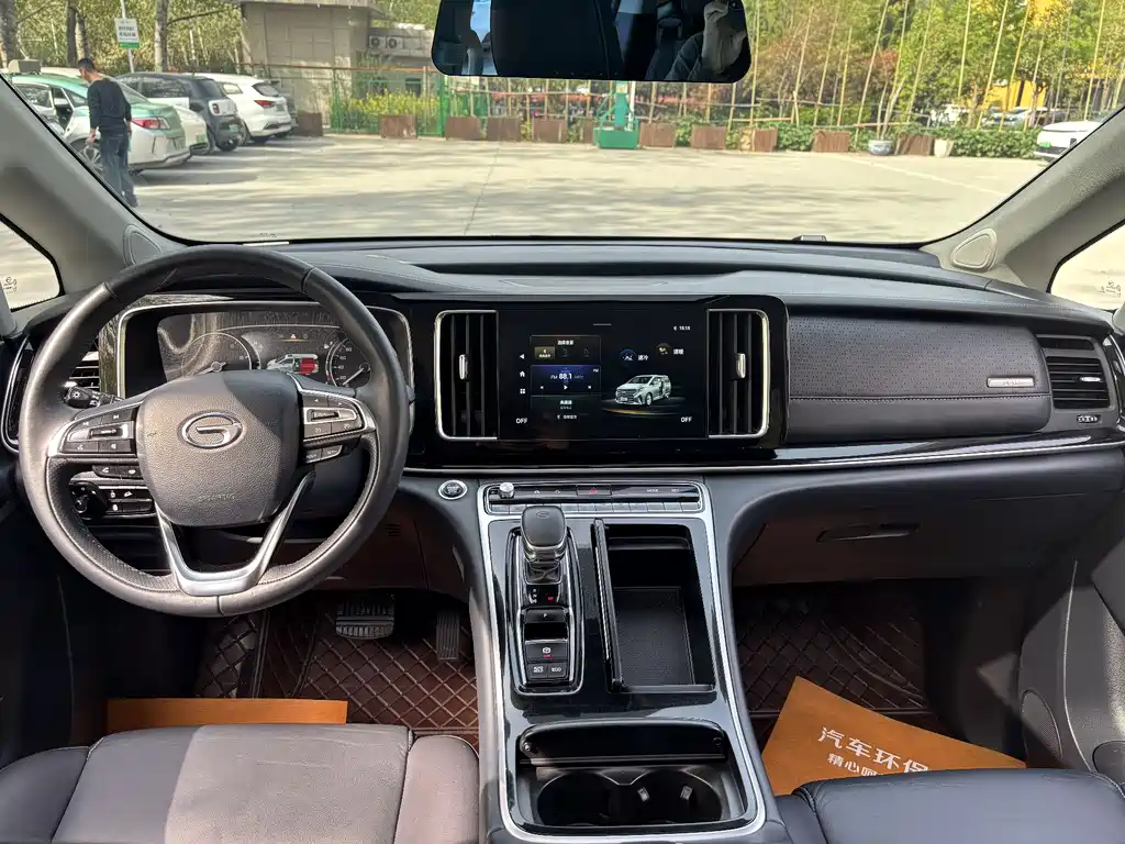 GAC Motor Trumpchi M8 2021 — фото 10