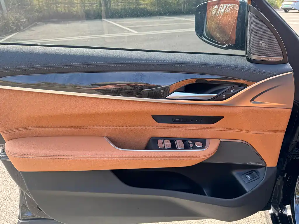BMW 6 Series GT 2024