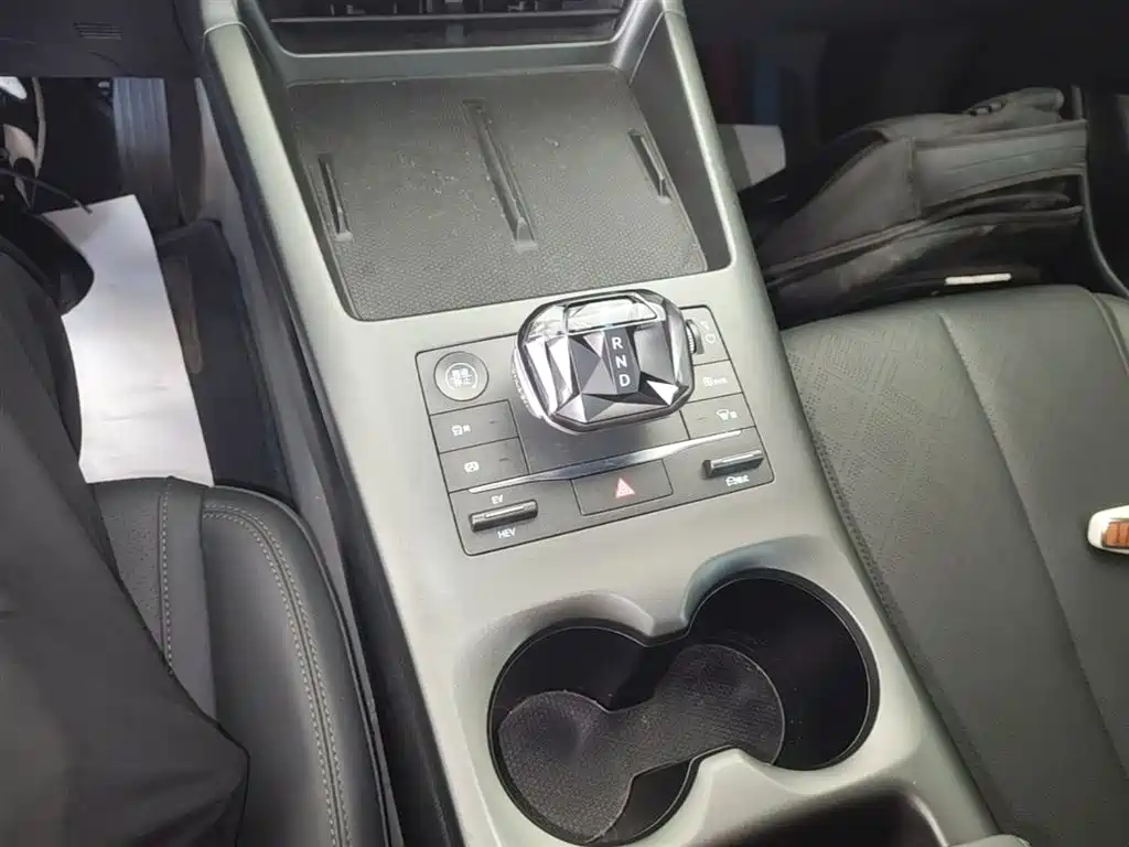 BYD Qin PLUS 2025 — фото 14