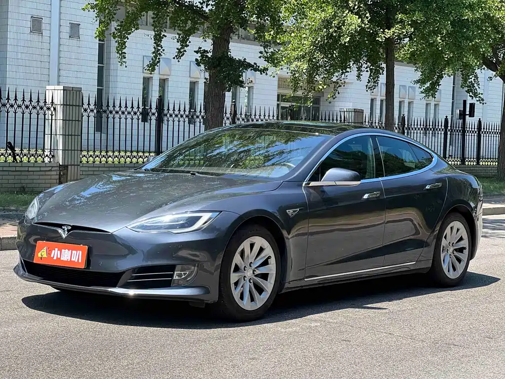Tesla Model S 2016