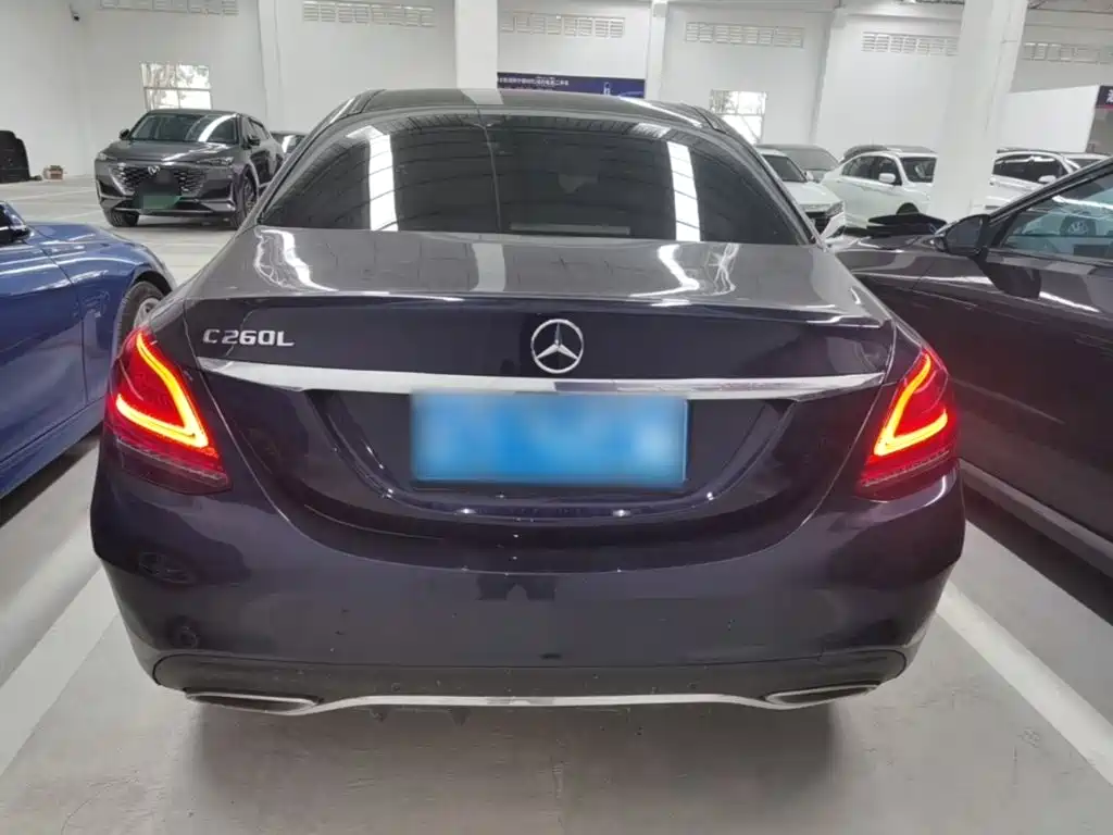 Mercedes-Benz C-Class 2020