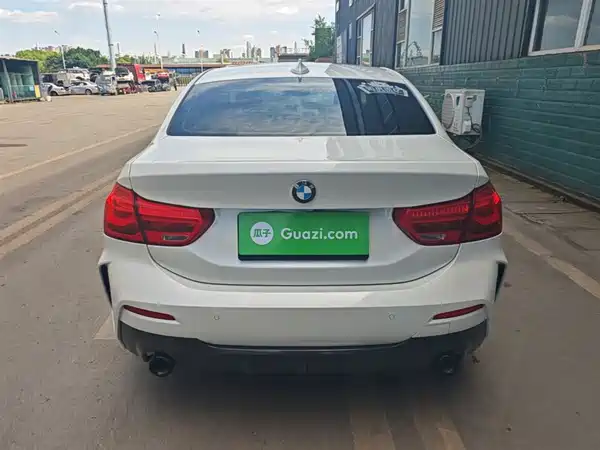BMW 1 Series 2021