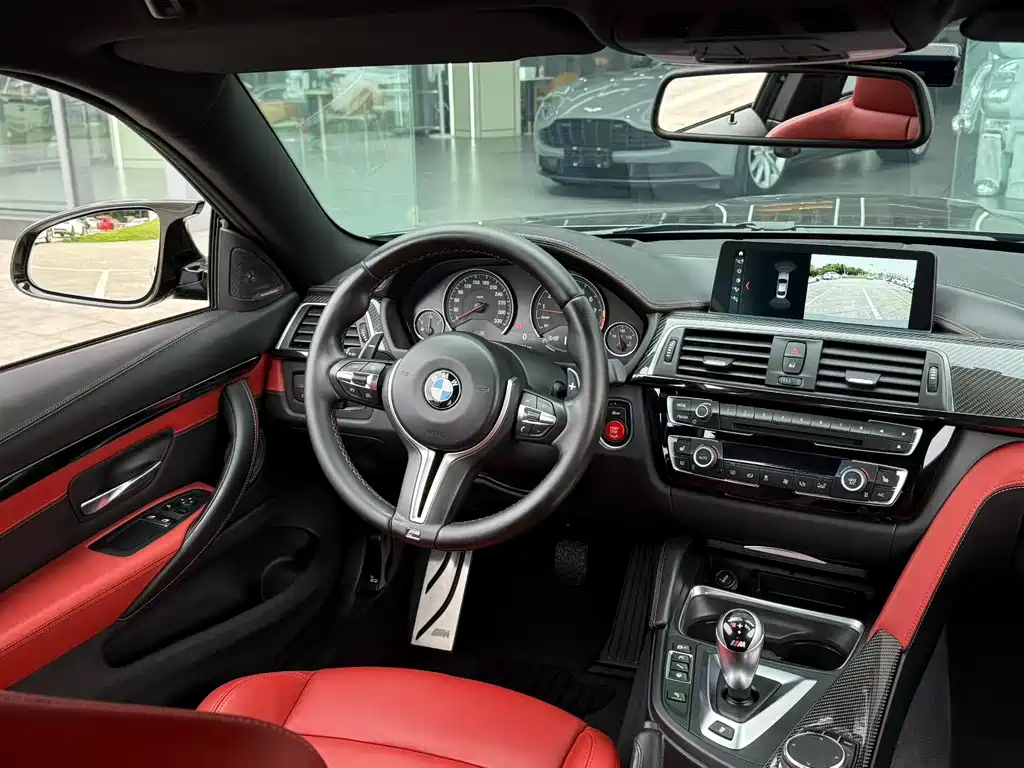 BMW M4 2018