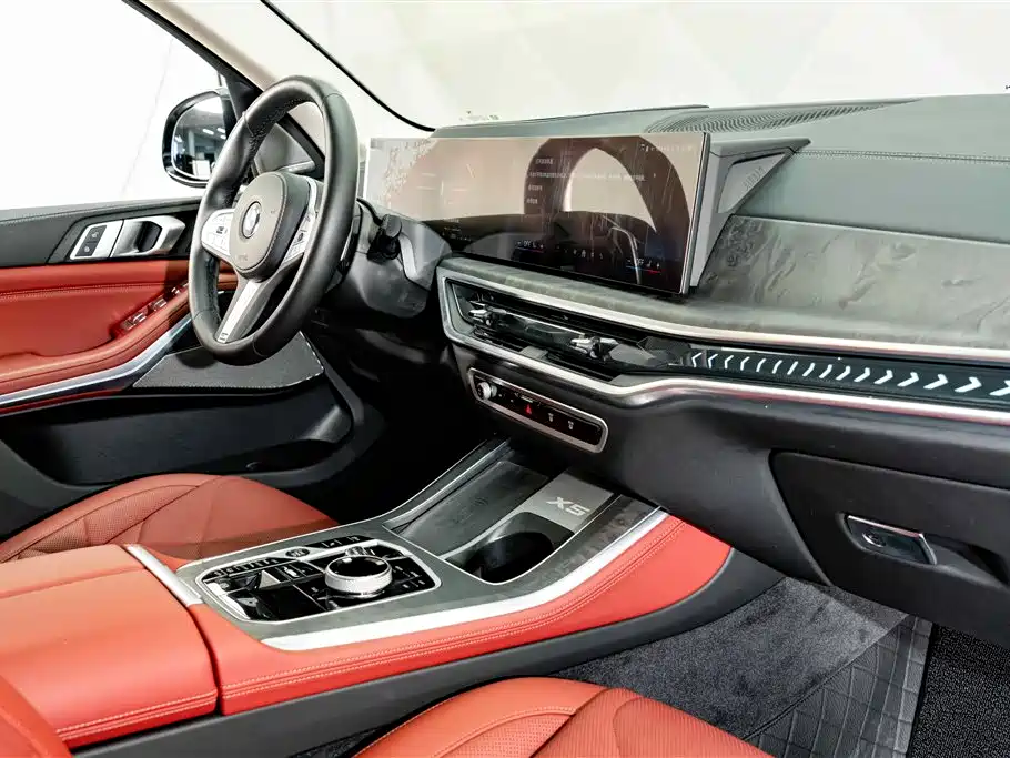 BMW X5 2025 — фото 19