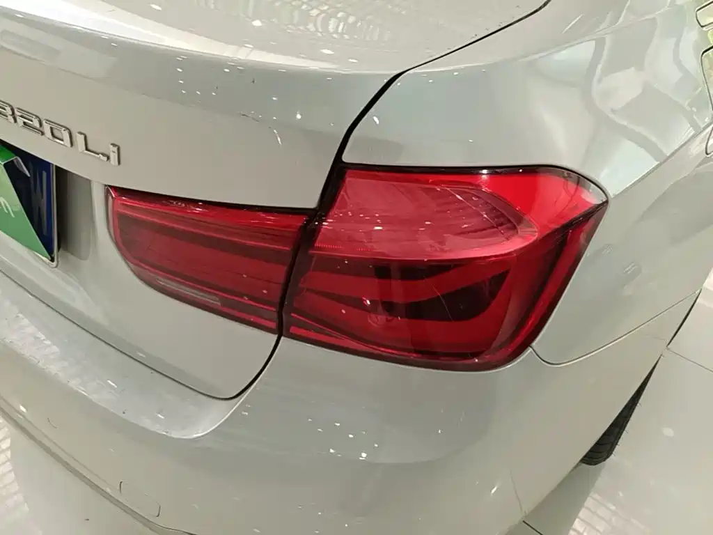BMW 3 Series 2015 — фото 8