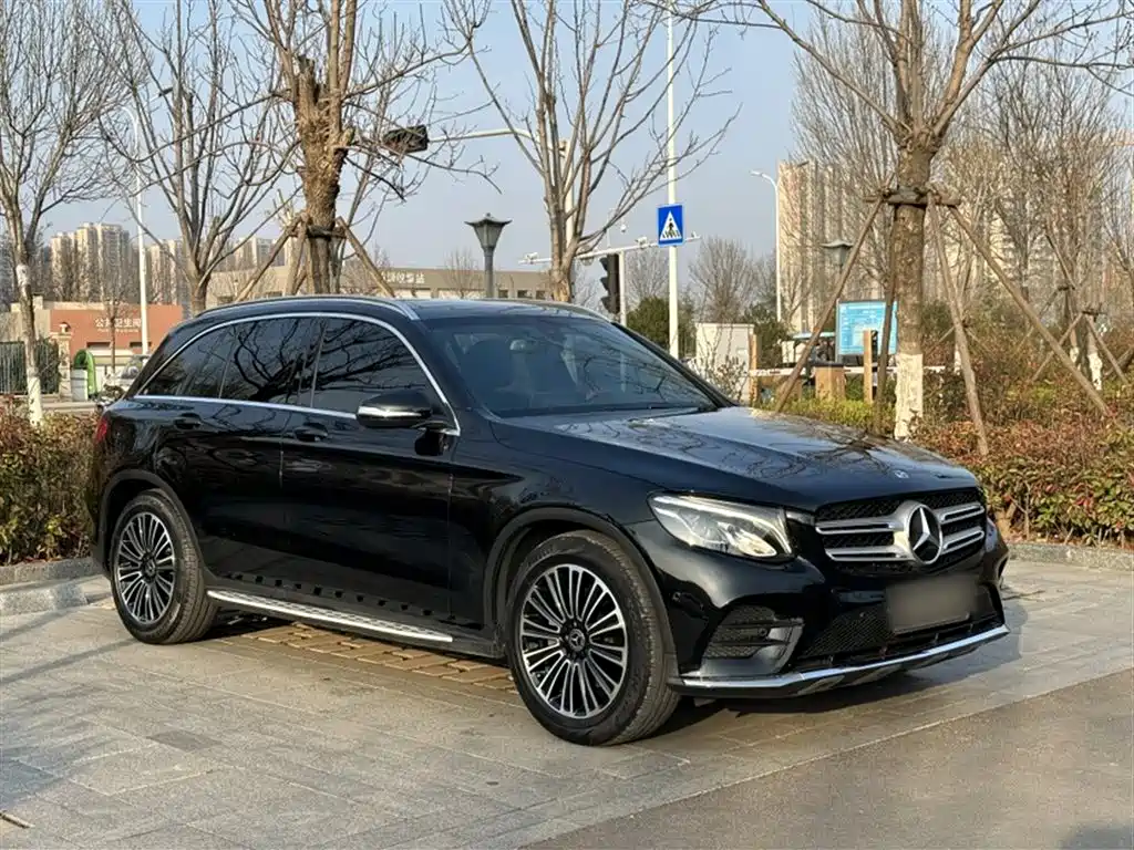 Mercedes-Benz GLC 2018 — фото 13