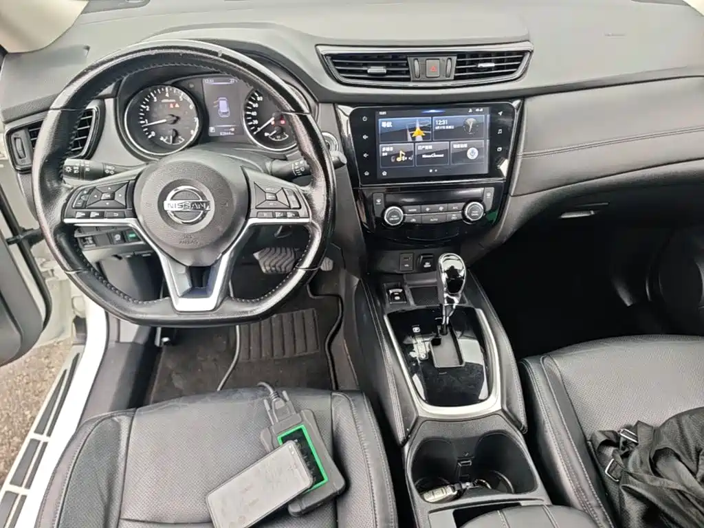 Nissan X-Trail 2019 — фото 10