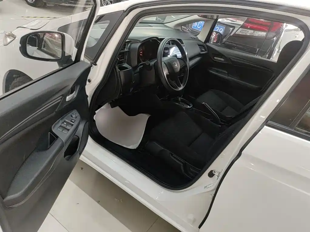 Honda Fit 2019 — фото 16