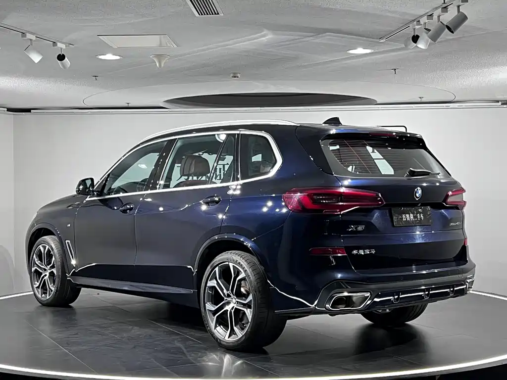 BMW X5 2023 — фото 10