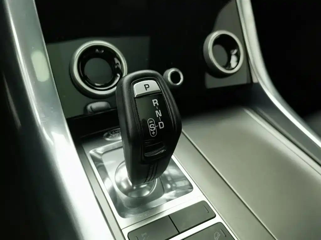 Land Rover Sport 2021 — фото 13