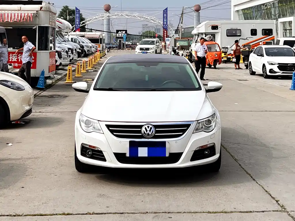 Volkswagen CC 2012 — фото 2