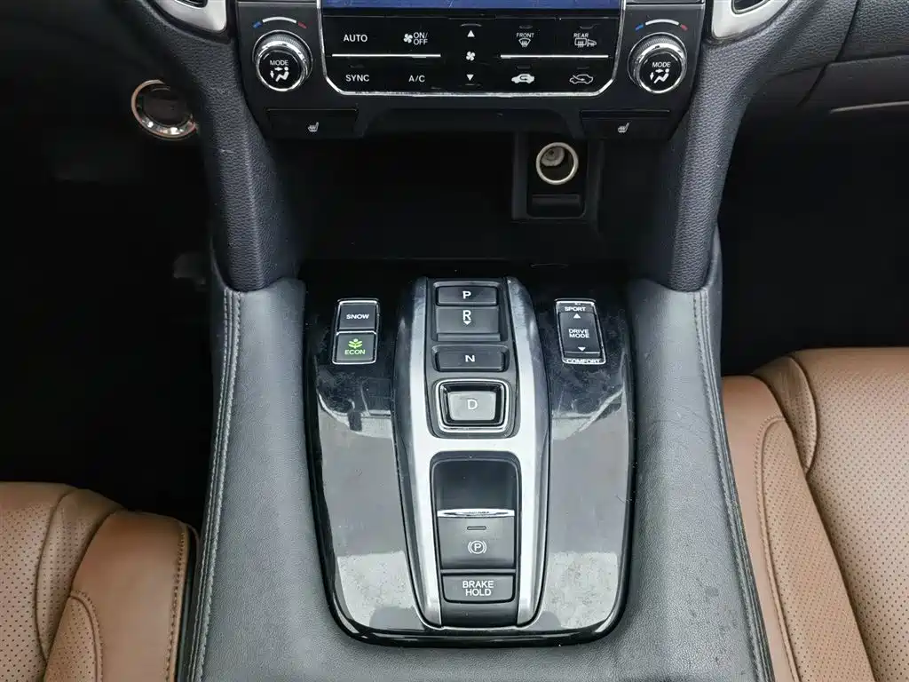 Honda UR-V 2018 — фото 13