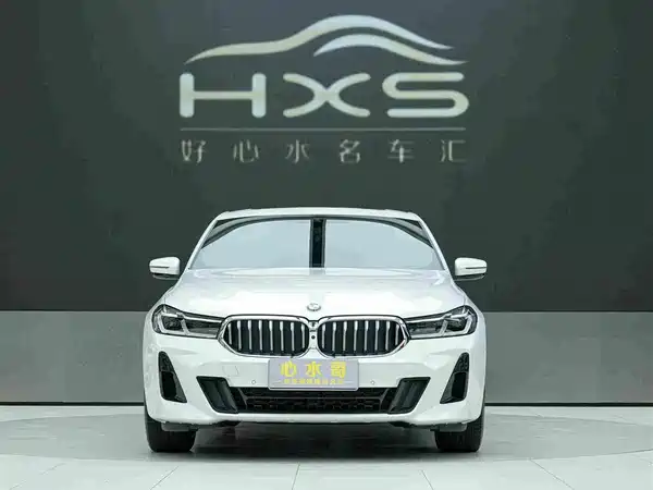 BMW 6 Series GT 2025