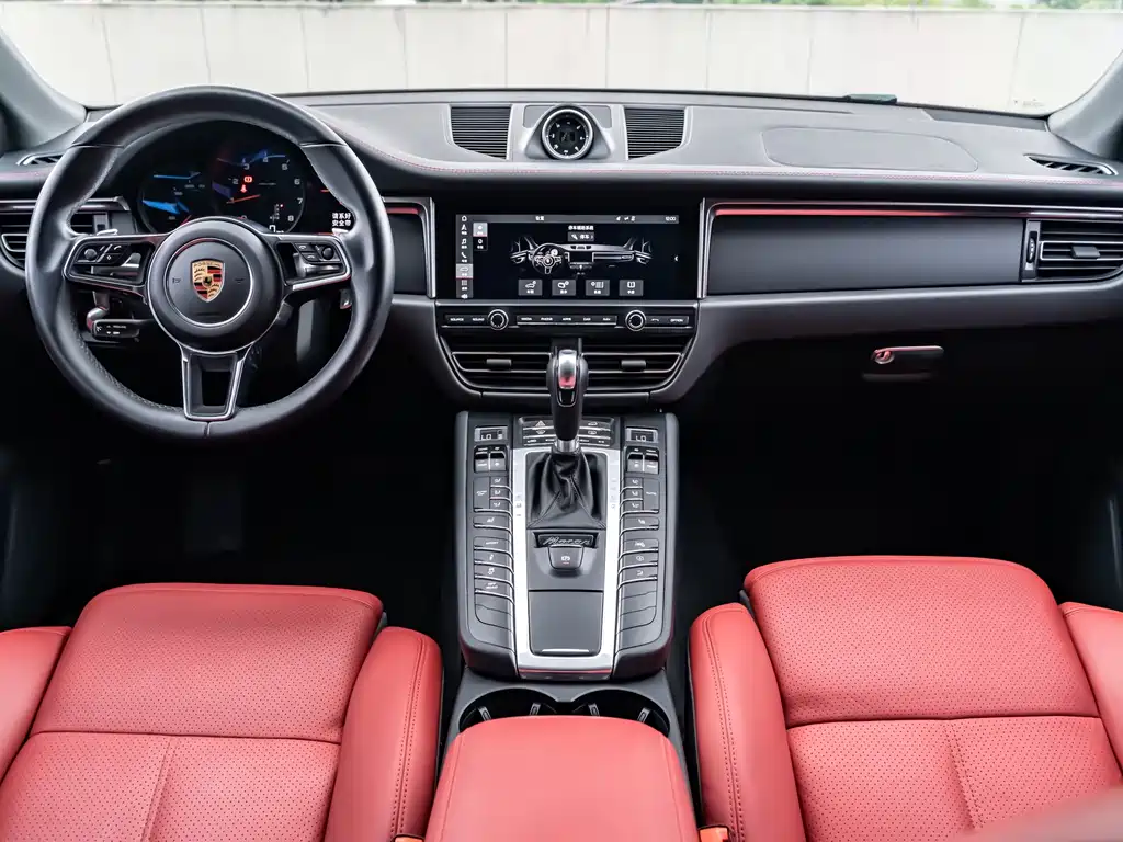 Porsche Macan 2019 — фото 18