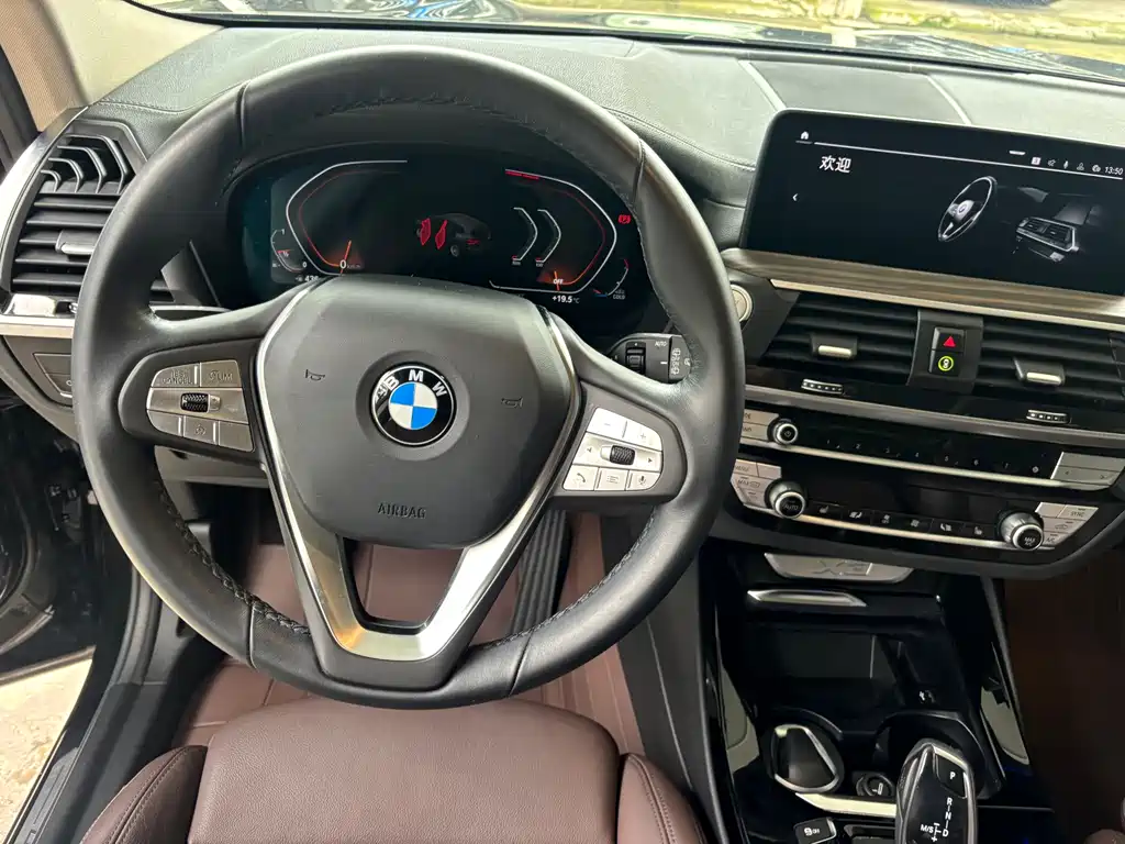 BMW X3 2021 — фото 9