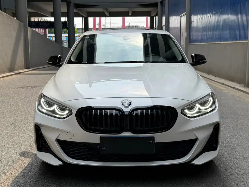BMW 1 Series 2023