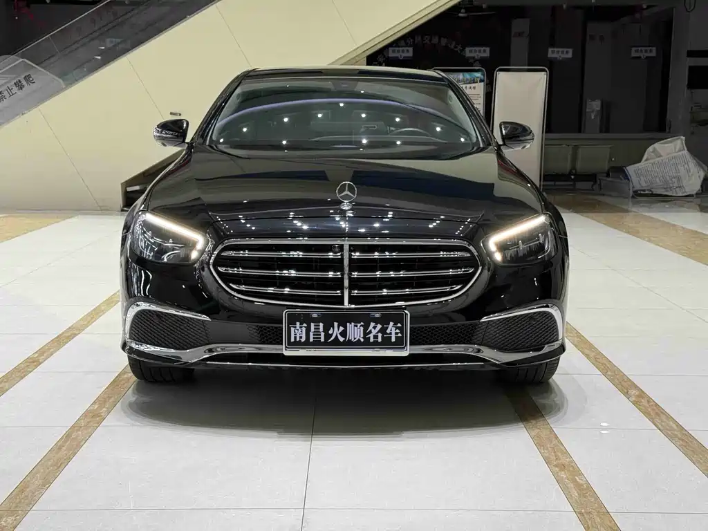 Mercedes-Benz E-Class 2022