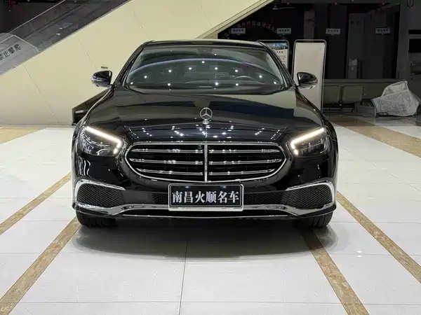 Mercedes-Benz E-Class 2022