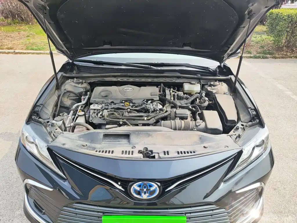 Toyota Camry 2023 — фото 16