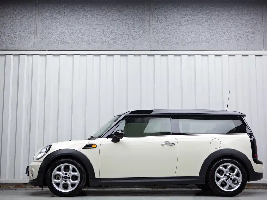 MINI Clubman 2013