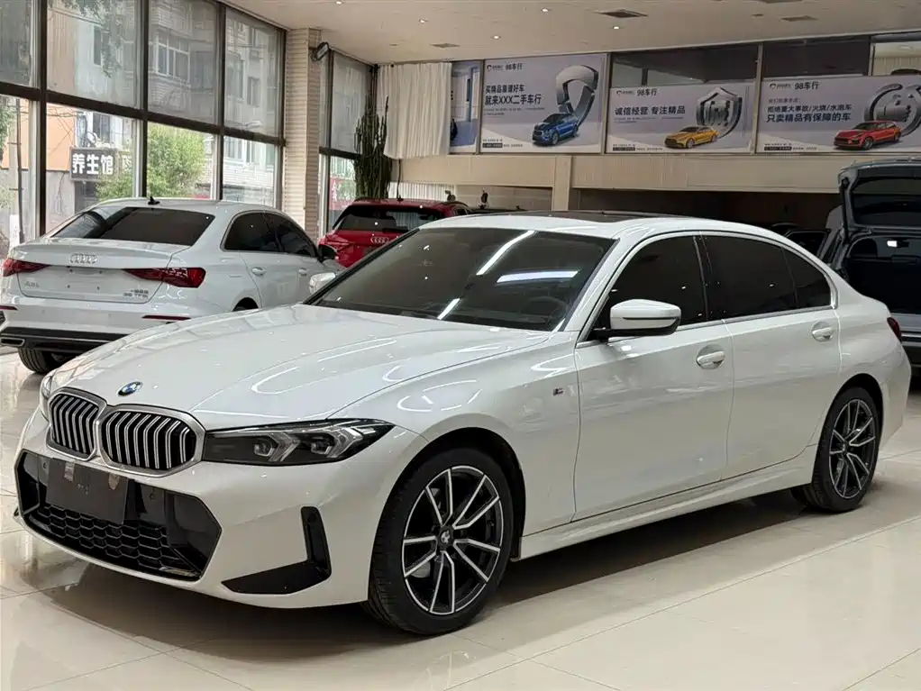 BMW 3 Series 2023