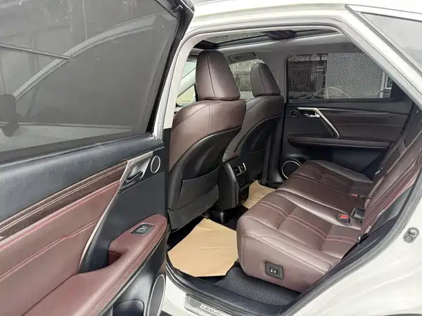Lexus RX 2020