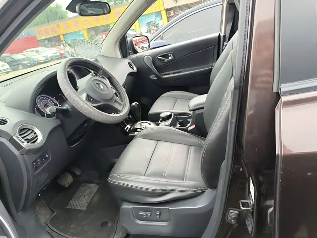 Renault Koleos 2015 — фото 15