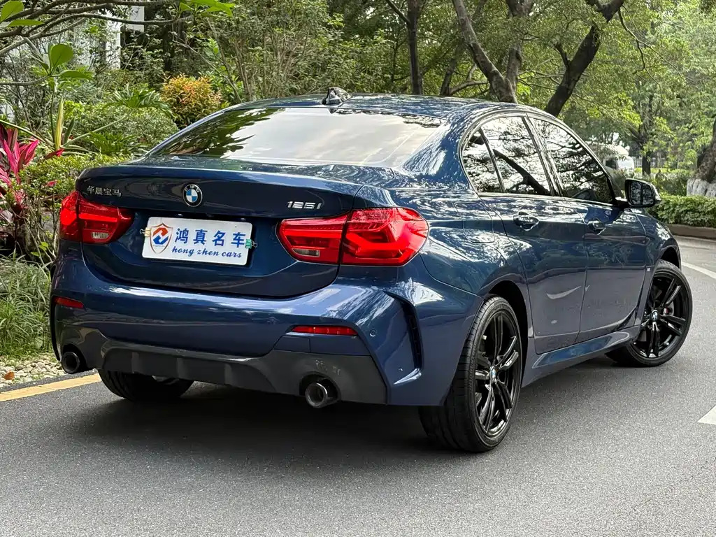 BMW 1 Series 2021