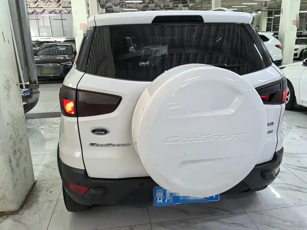 Ford EcoSport 2017 — фото 5