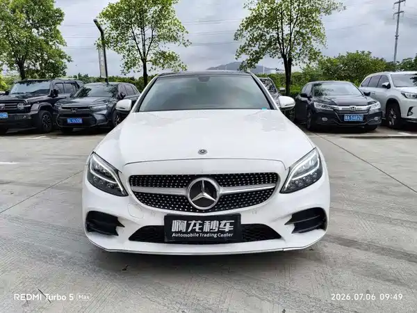 Mercedes-Benz C-Class 2021