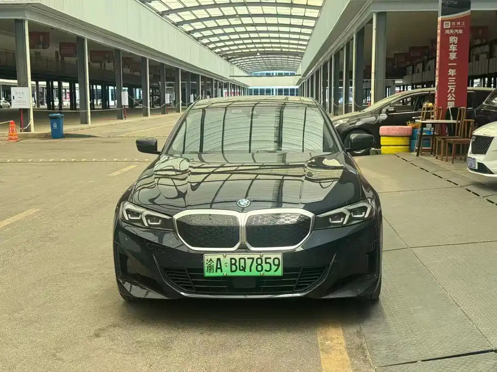BMW i3 2025