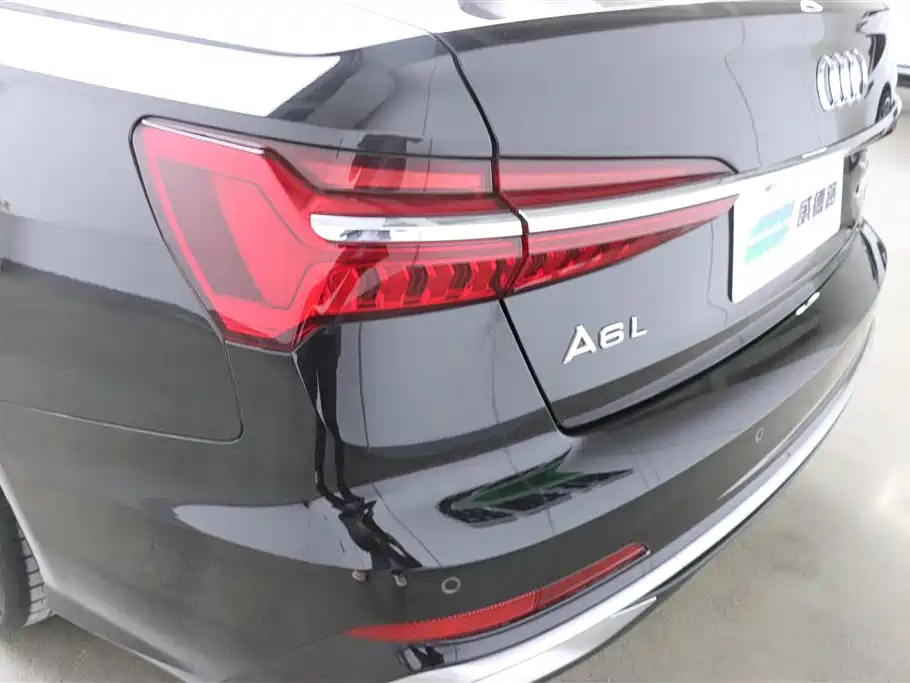 Audi A6L 2024 — фото 35
