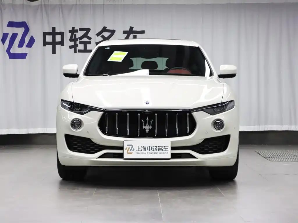 Maserati Levante 2023 — фото 2