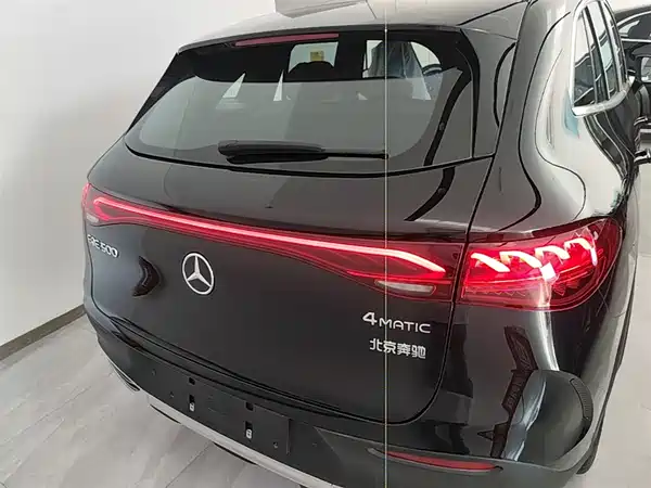 Mercedes-Benz EQE SUV 2024