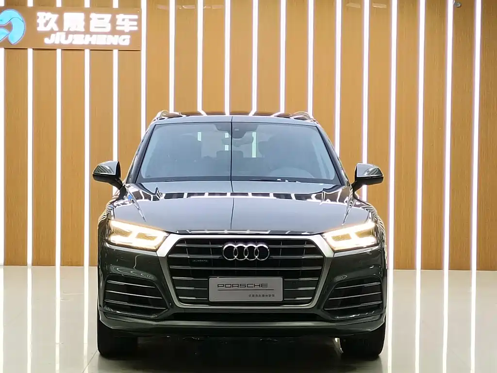 Audi Q5L 2021 — фото 2