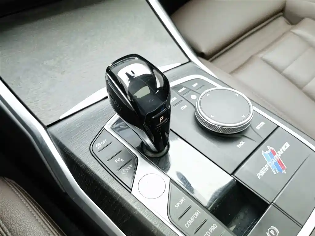 BMW 3 Series 2020 — фото 13