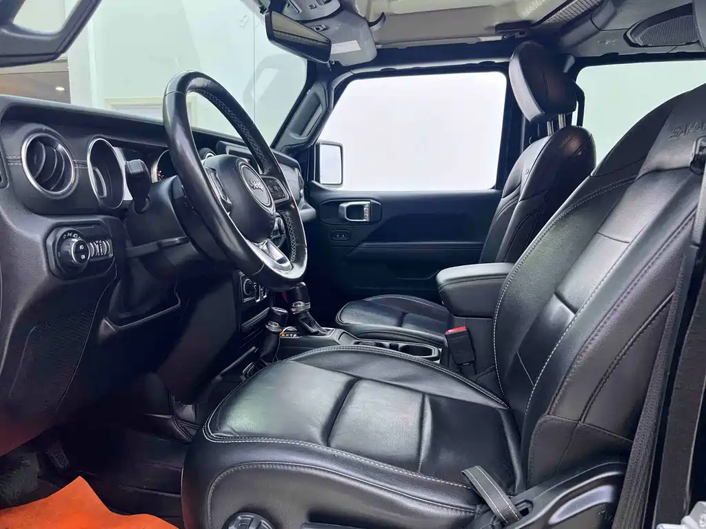 Jeep Wrangler 2021 — фото 4