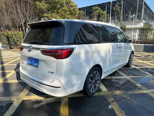 Buick GL8 2021