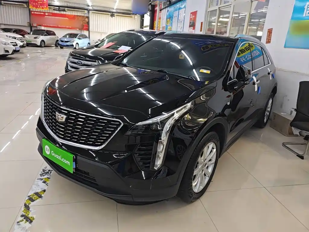 Cadillac XT4 2021 — фото 2