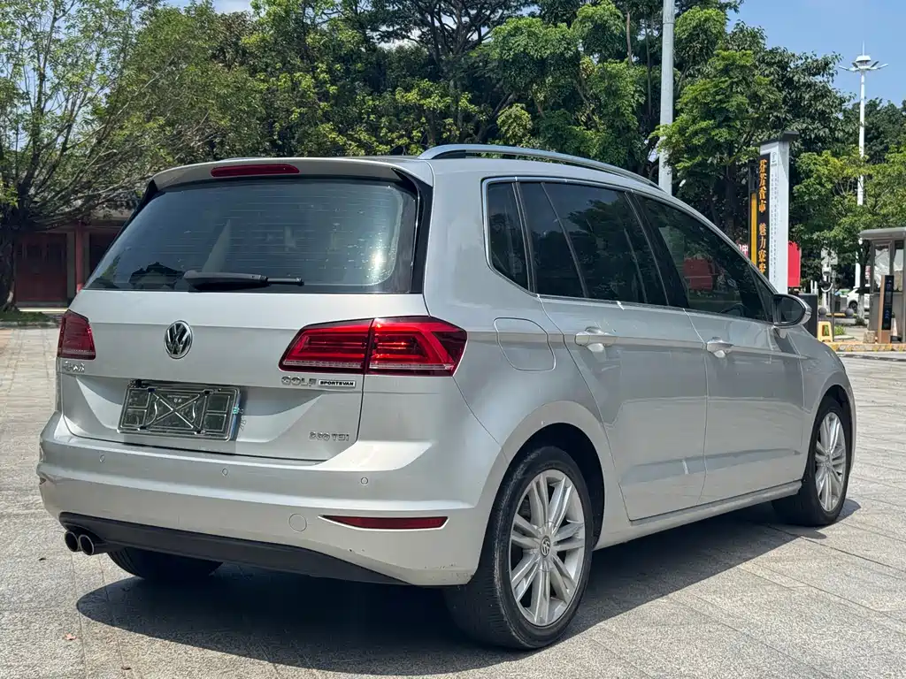 Volkswagen Golf Sportsvan 2016 — фото 12