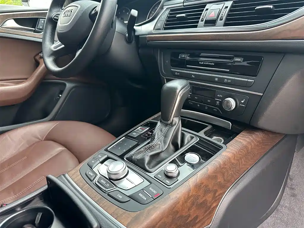 Audi A6L 2018 — фото 19