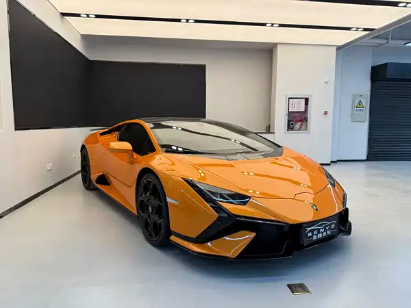 Lamborghini Huracan 2023